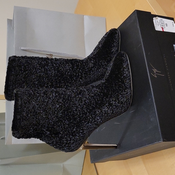 Giuseppe Zanotti Shoes - Giuseppe zanotti black stretch booties - Brand New